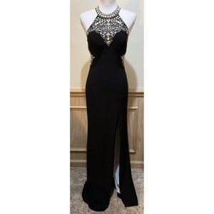 Floor Length Betsy & Adam Prom Dress ~ Black Size 2 ~ Beaded ~ Open Back